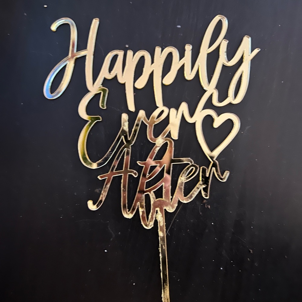 Gold cake topper - happily ever after